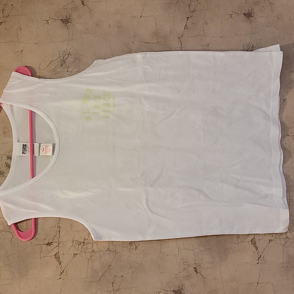 PINK VS Tank - Picture 2 of 9